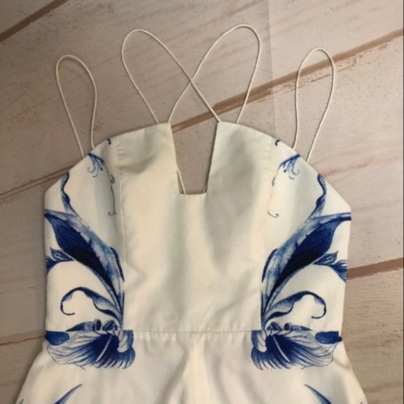Keepsake Be My Escape Blue White Floral Romper - Picture 6 of 9